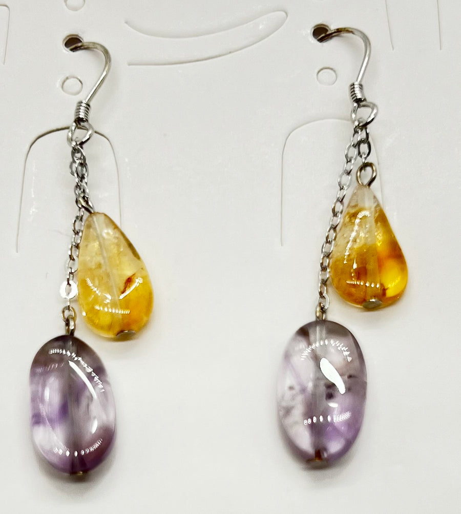 Sterling silver earring with natural stone