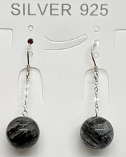 Sterling silver earring with natural stone