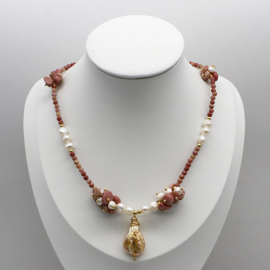 Luxurious Style Rhodonite With Pearl Creative Design Necklace