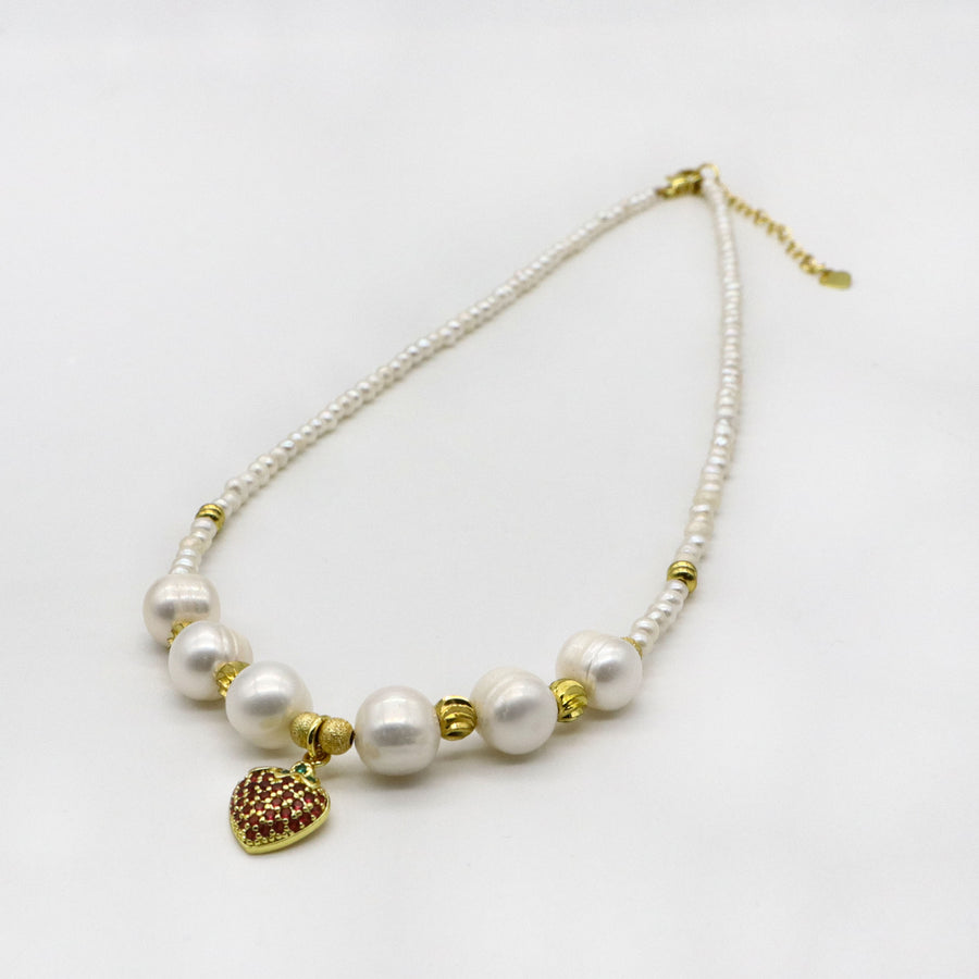 Luxurious style Pearl Necklace