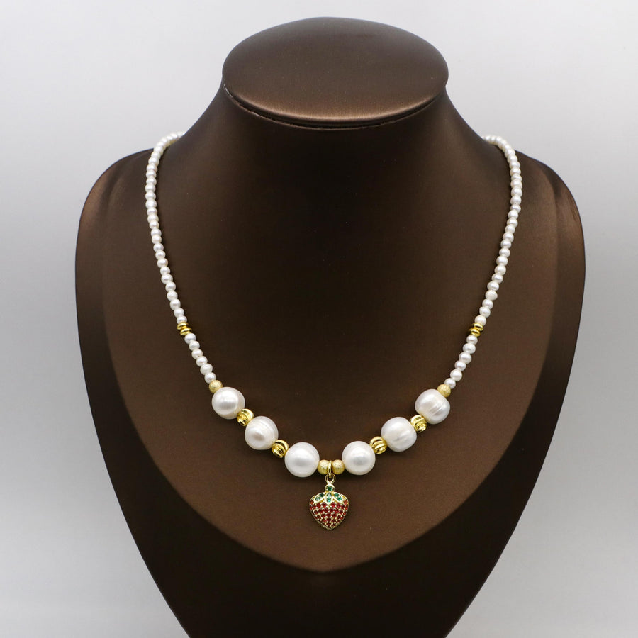 Luxurious style Pearl Necklace