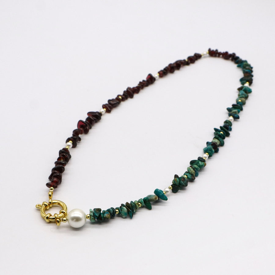 Luxurious Style Turquoise With Garnet Chips Necklace
