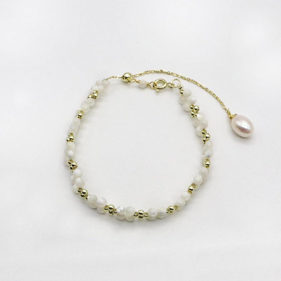 Luxurious And Elaborate Flower Handmade Woven Bracelet Set