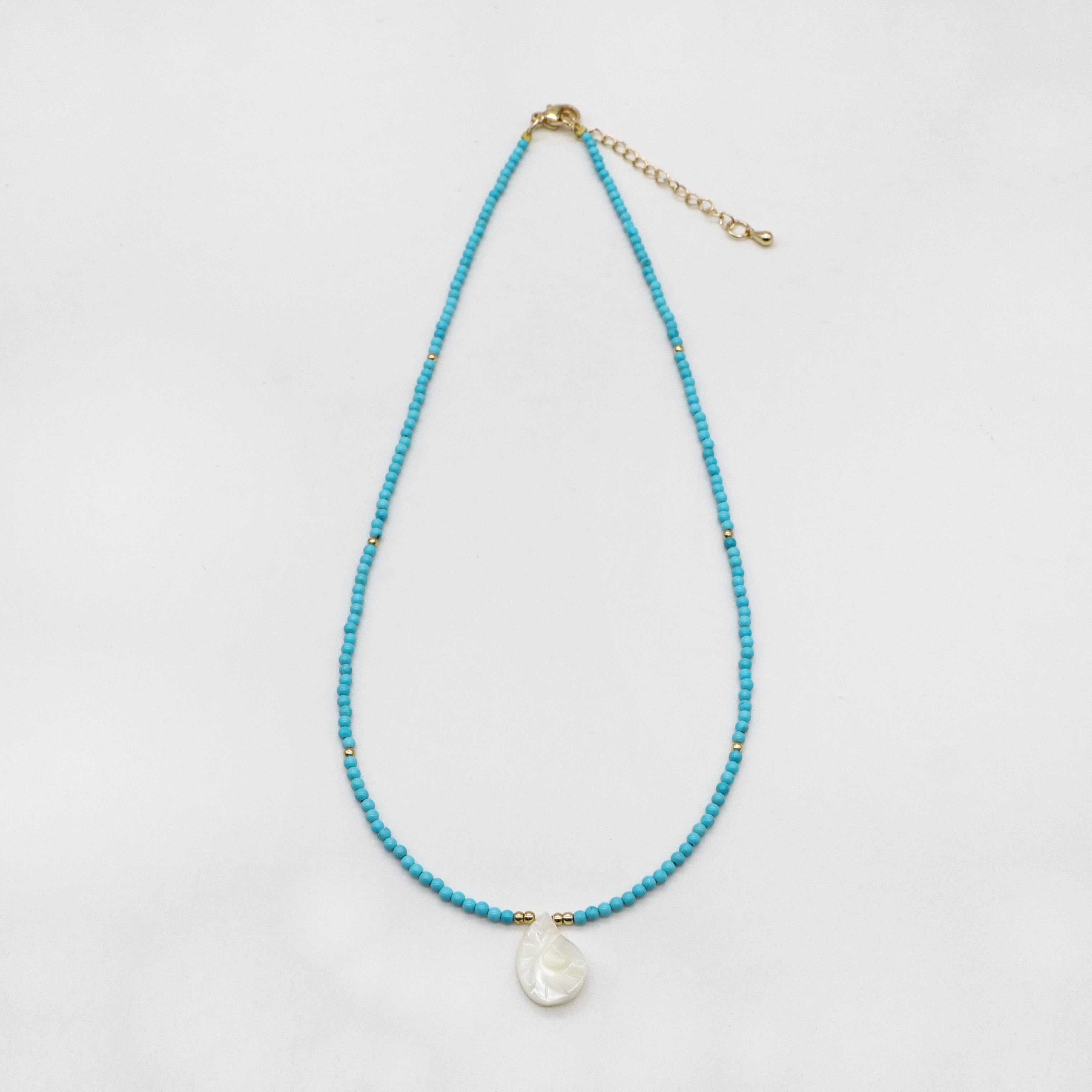 2mm Turquoise Necklace With Shell Pendant
