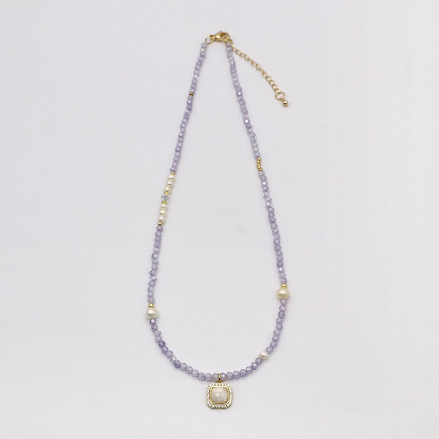 Elegant And Dignified Irregular Pearl With Zircon Necklace