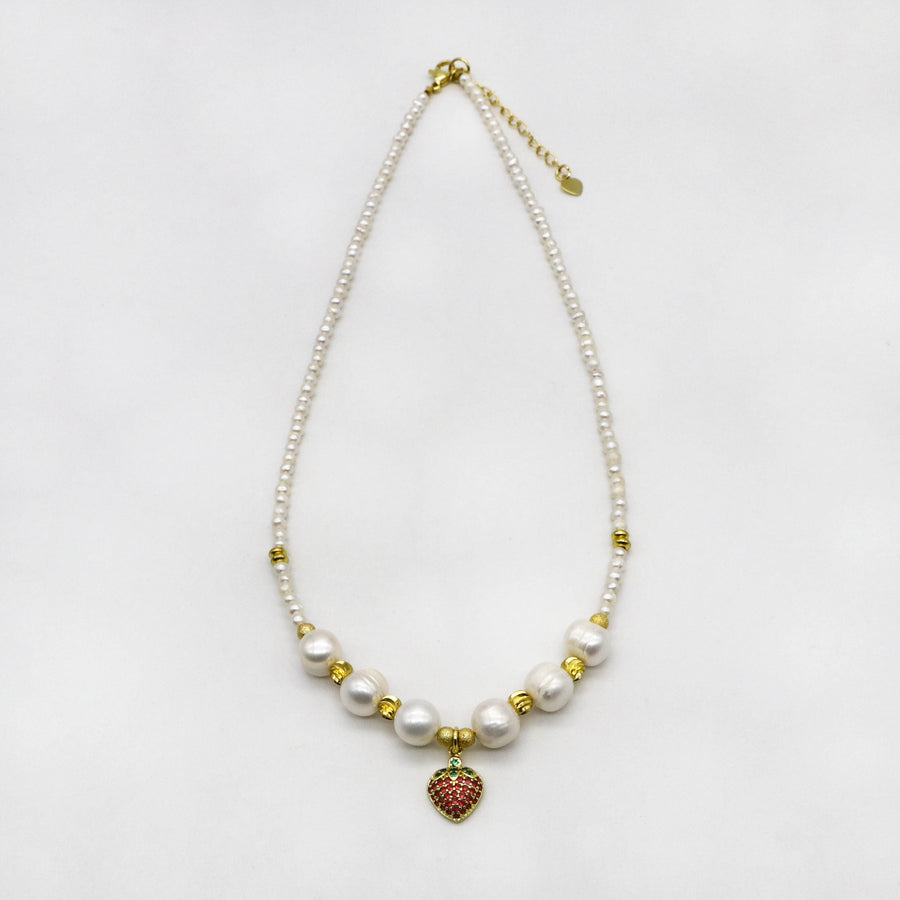 Luxurious style Pearl Necklace