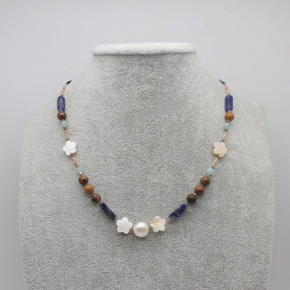 Nice Autumn Winter Season Gemstone Beads Necklace