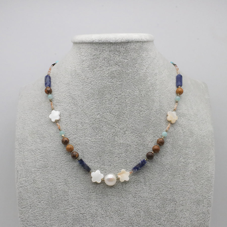 Nice Autumn Winter Season Gemstone Beads Necklace